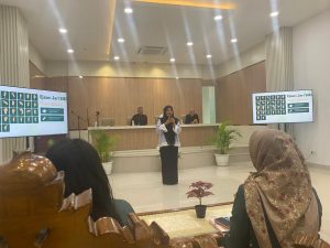 Tingkatkan Pelayanan Inklusif, Petugas PTSP Ikuti Pelatihan Bahasa Isyarat